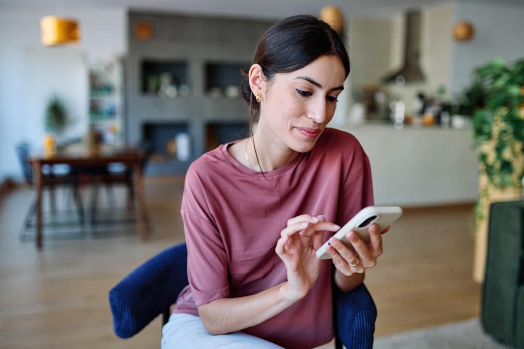 Need fast cash for a small expense? Learn how short term loans work at LendNation, how funding happens, and how to repay on time.